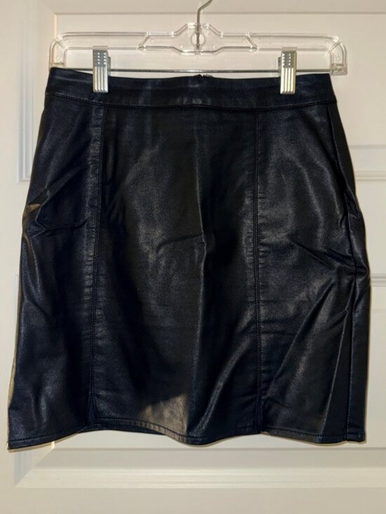 Dresses & Skirts - Women’s Black Faux Leather Mini Skirt